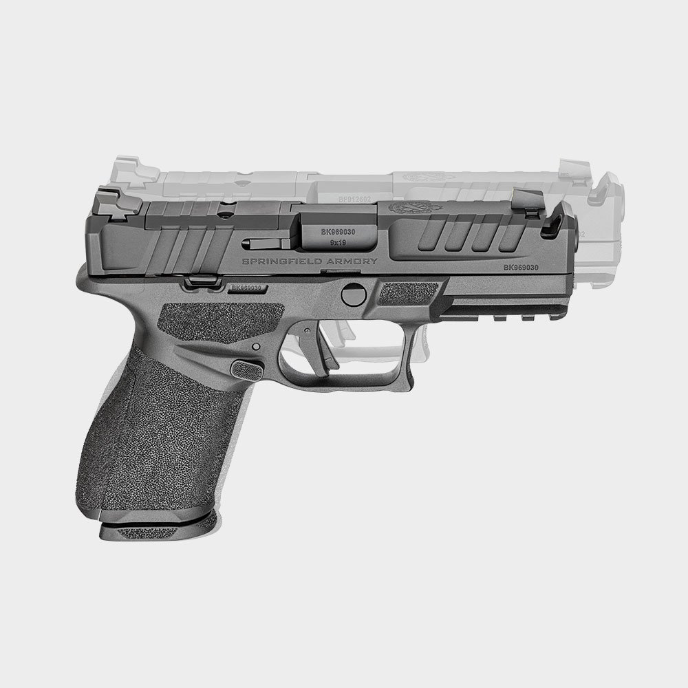 Pistola Echelon compacta vista de perfil sobre fundo branco.